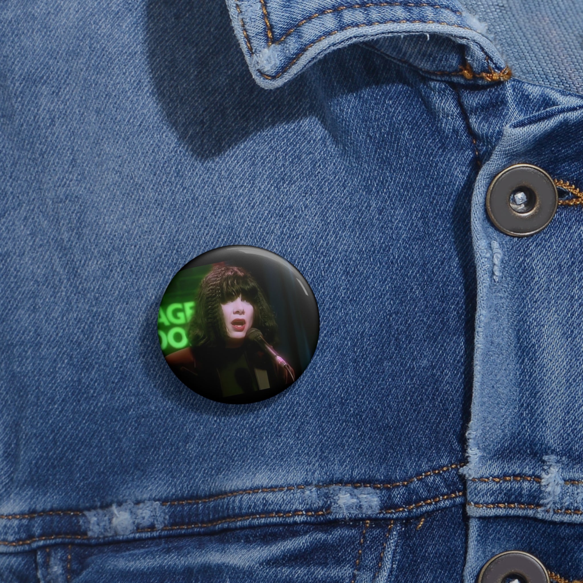 Johnette Pin
